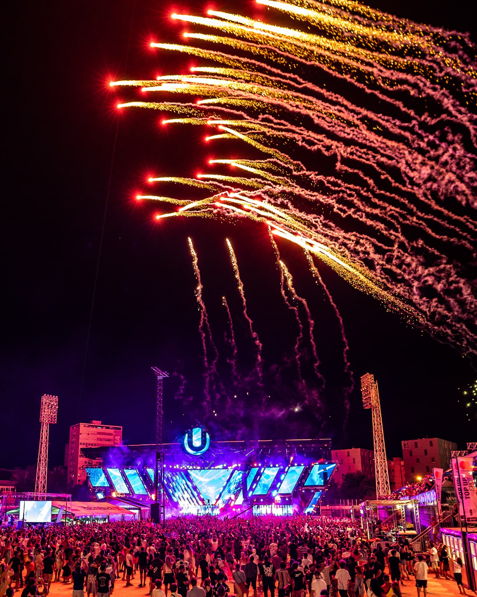 ULTRAEU2022_0710_020239-2193_ALIVECOVERAGE-2