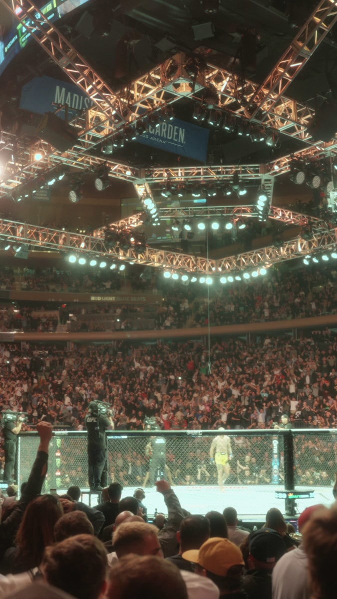 20221112_UFC-Recap_9x16 - vlcsnap