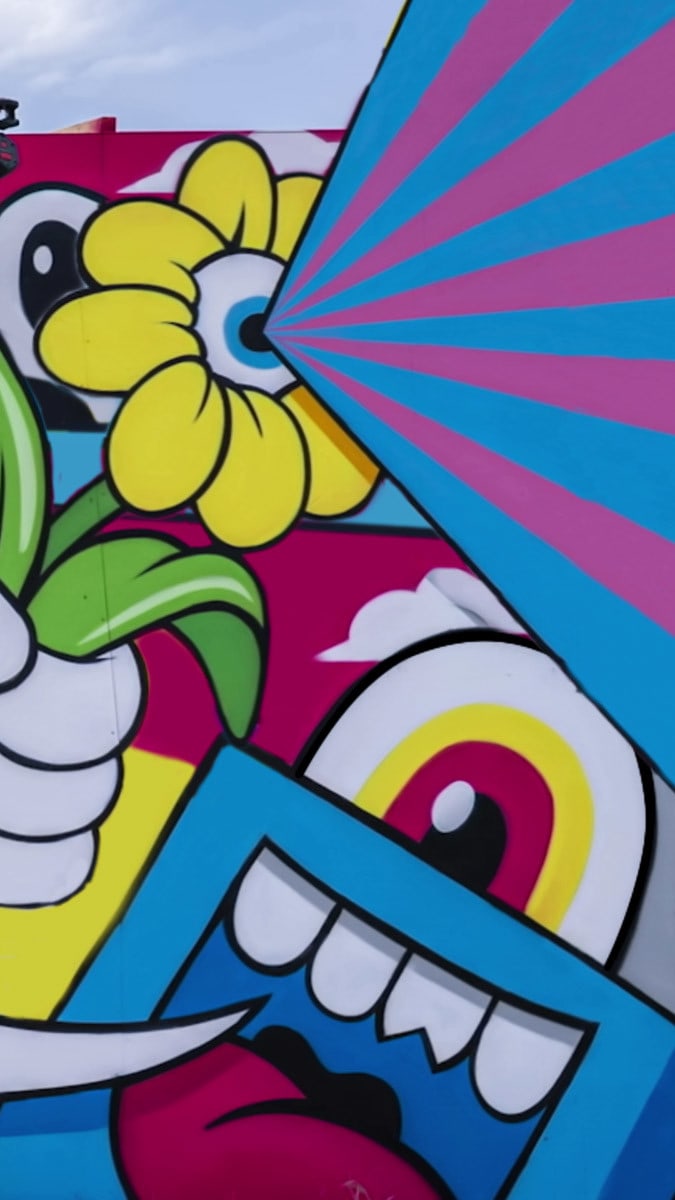 Greg Mike Mural_9x16 - vlcsnap