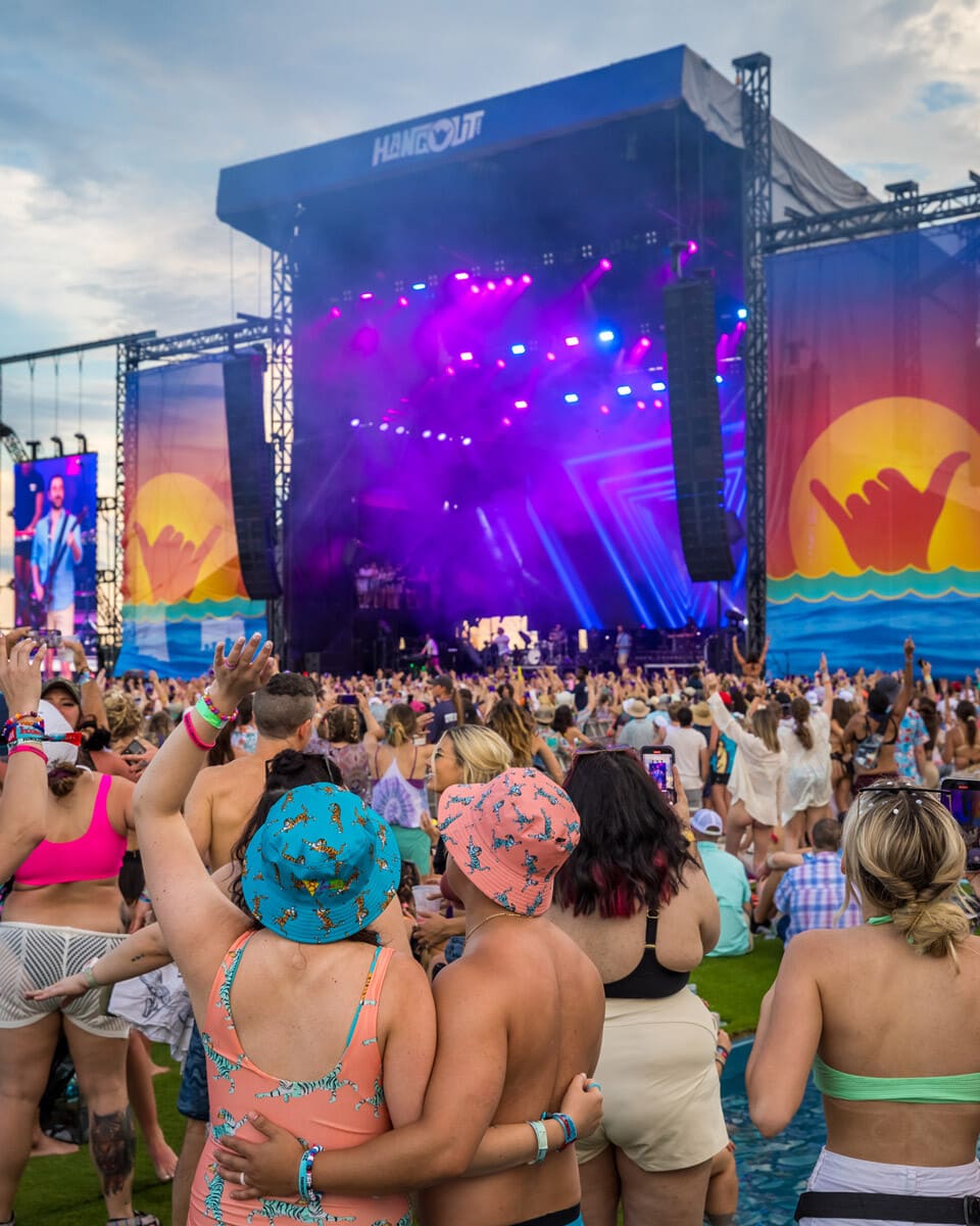 HOMF2023_0520_183934-0619_ALIVECOVERAGE-2