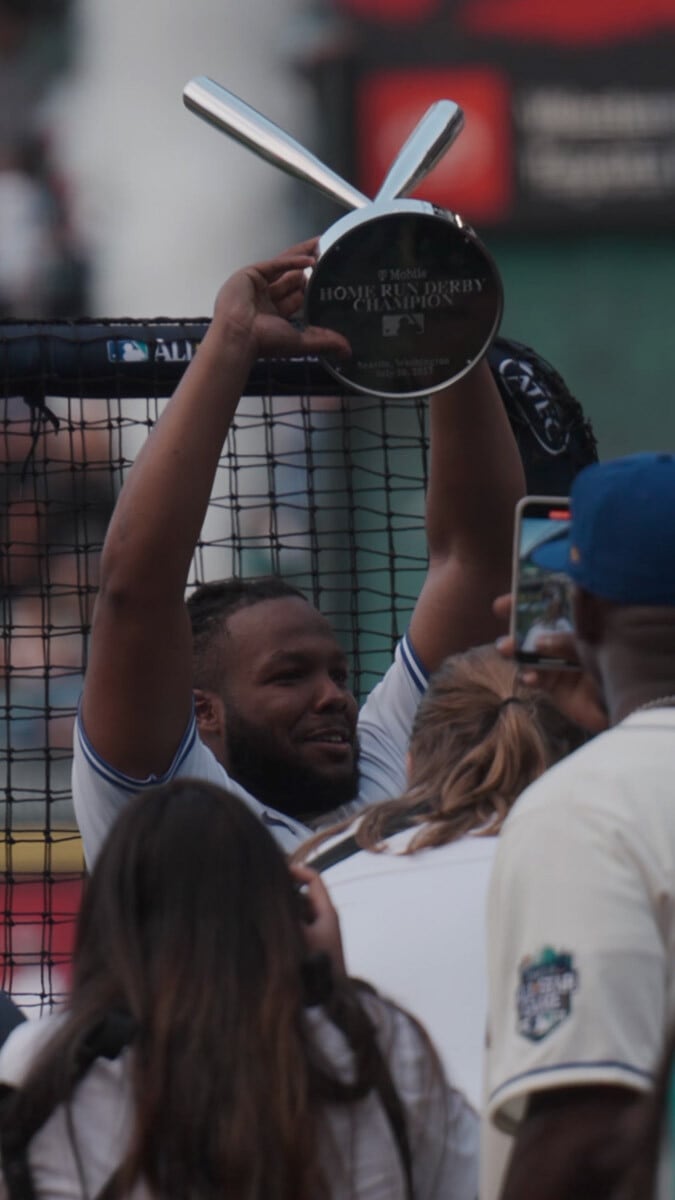 MLBAllStarWeek_20230710_MondayRecap_9x16_V01 - screenshot