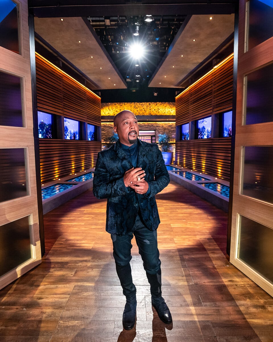 SharkTank_s15_DaymondJohn2023_0913_125043-6301_ALIVECOVERAGE-2