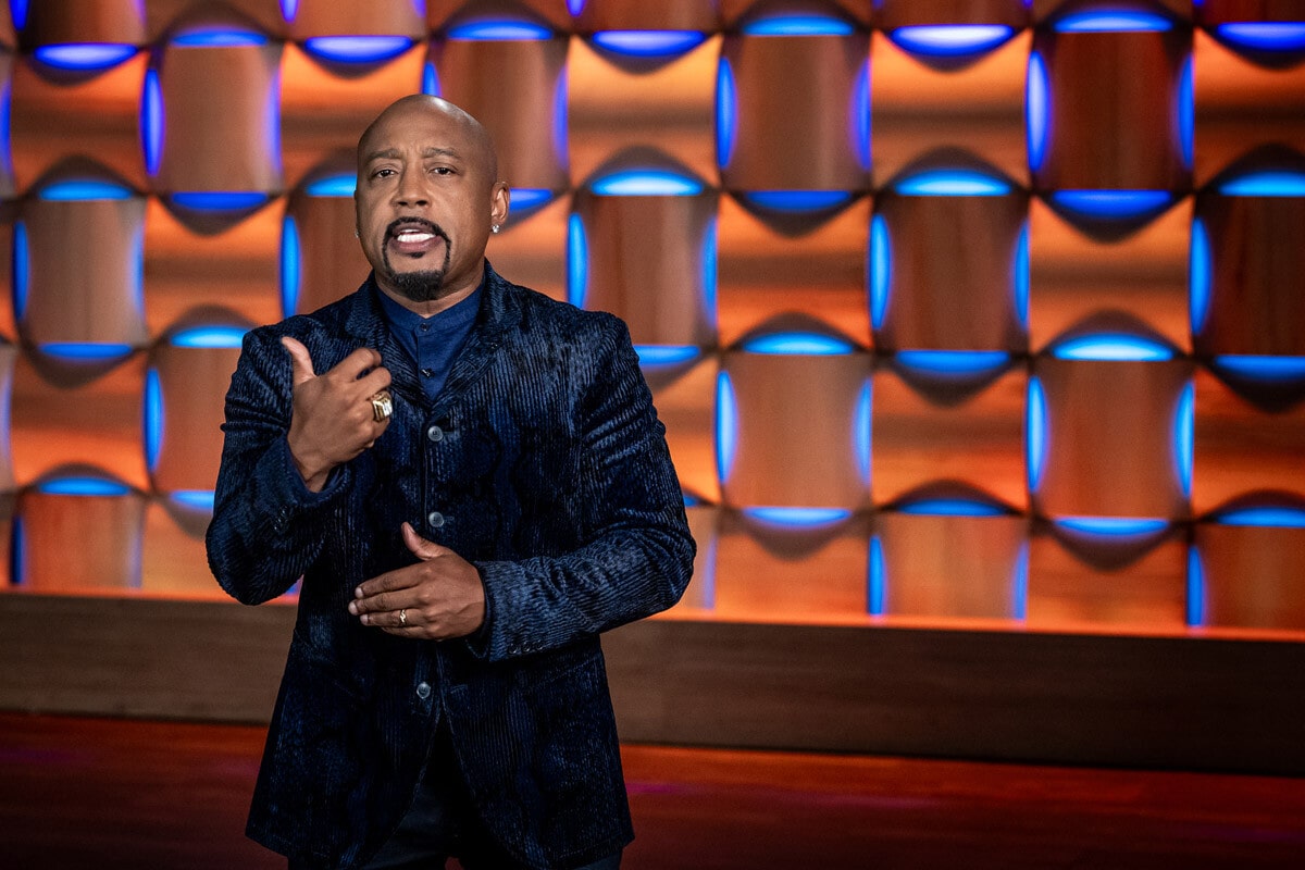 SharkTank_s15_DaymondJohn2023_0913_143819-8877_ALIVECOVERAGE