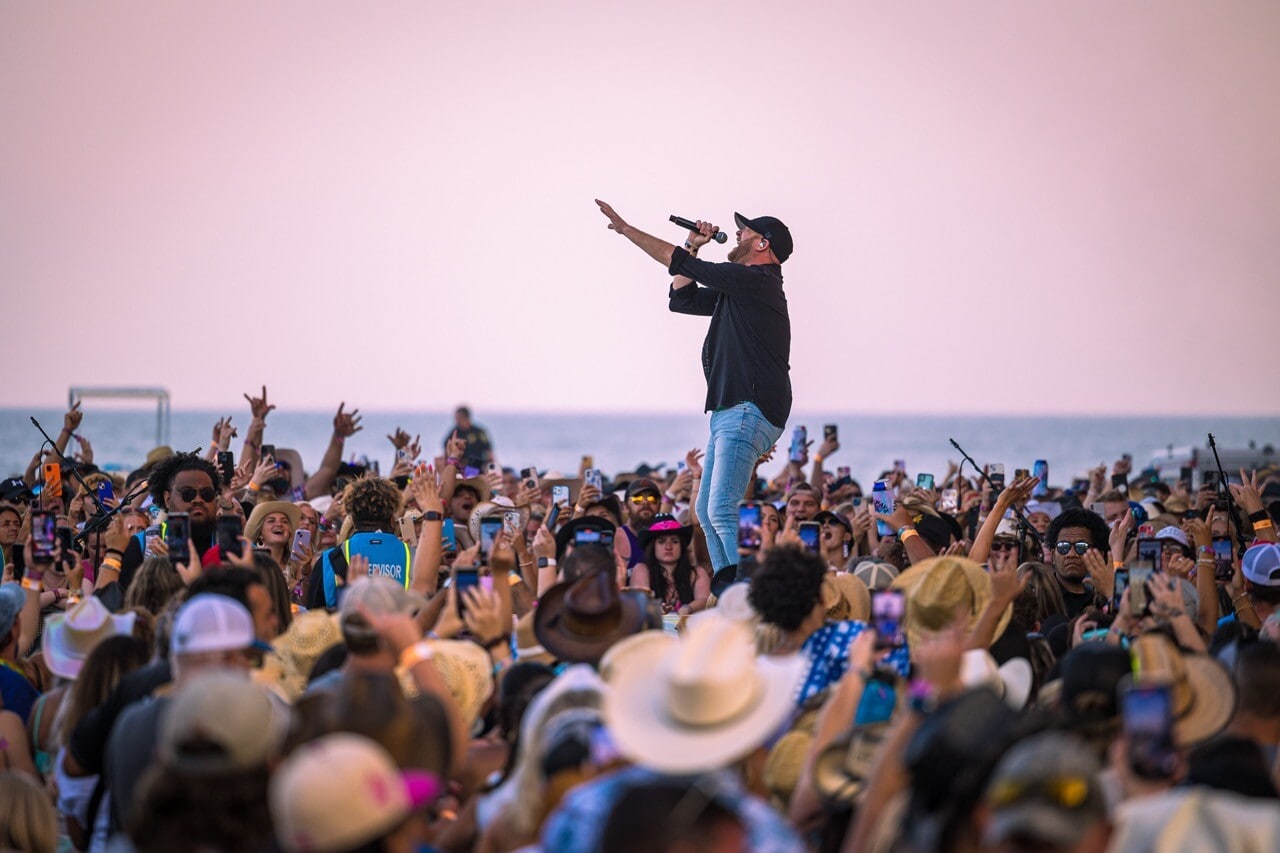 TidalWave2023_0811_191545-8526_ALIVECOVERAGE