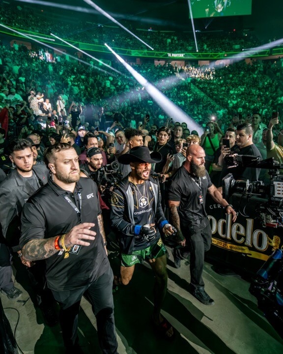UFC2902023_0708_213631-_ALIVECOVERAGE