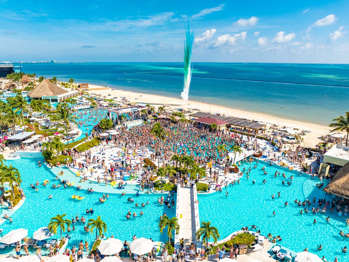 Mexico: Luke Bryan's Crash My Playa 2024 Music Festival