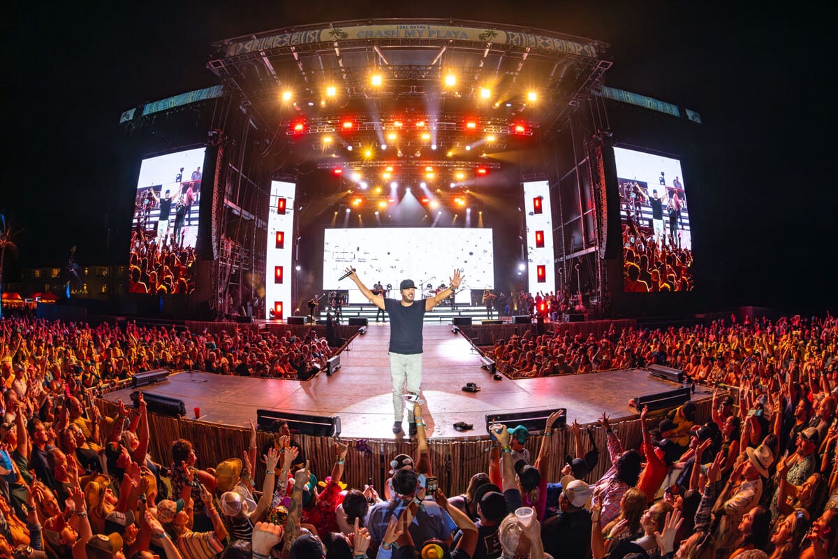 Mexico: Luke Bryan's Crash My Playa 2024 Music Festival