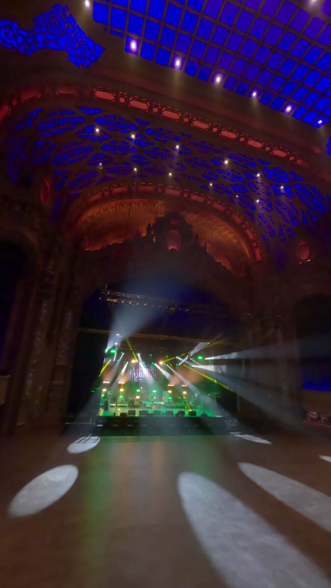 BrooklynParamount_20240327_ALIVECOVERAGE_VenueFlyThrough_SocialEdit_9x16_V1 - screenshot