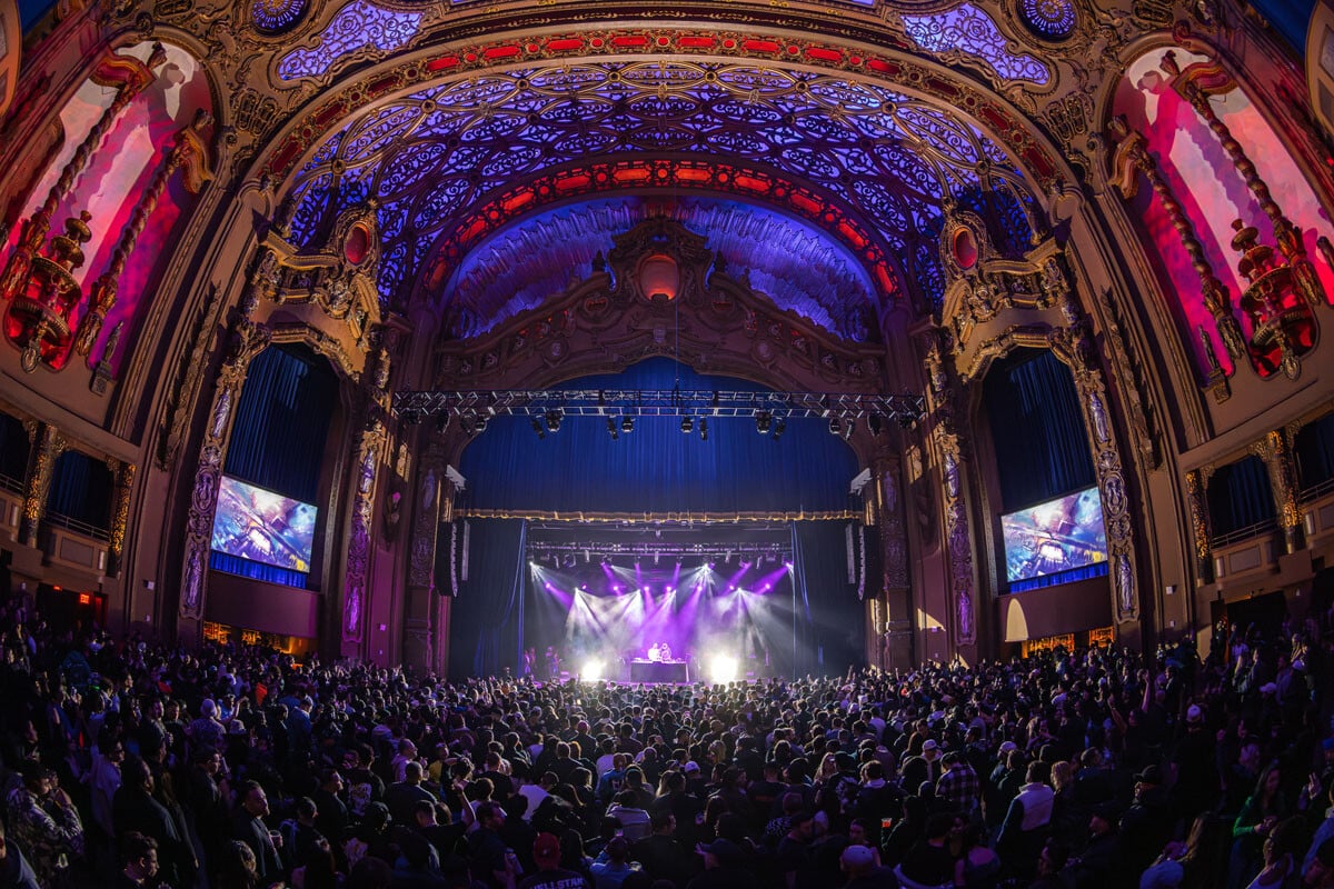 NY: Martinez Brothers at Brooklyn Paramount in New York