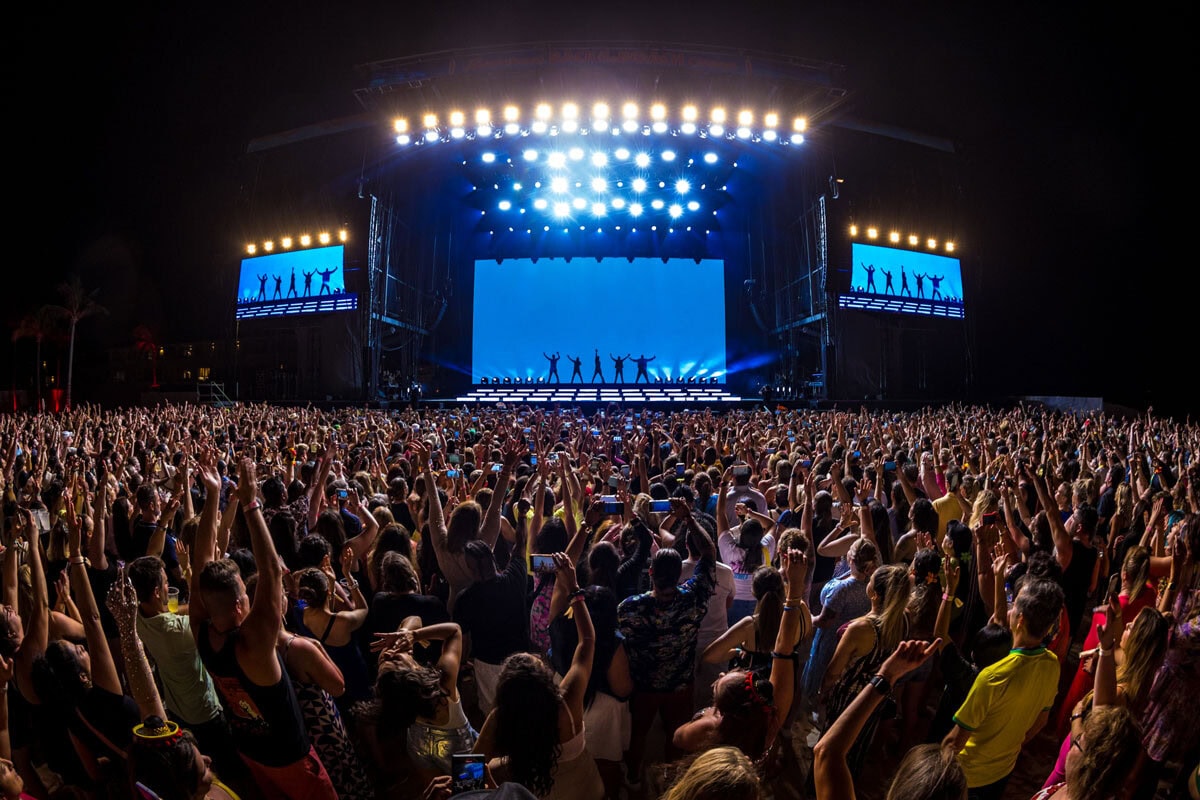 Mexico: Backstreet's Back at the Beach Cancun 2024