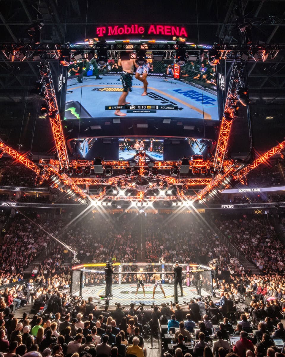 UFC3002024_0413_203634-_ALIVECOVERAGE-2
