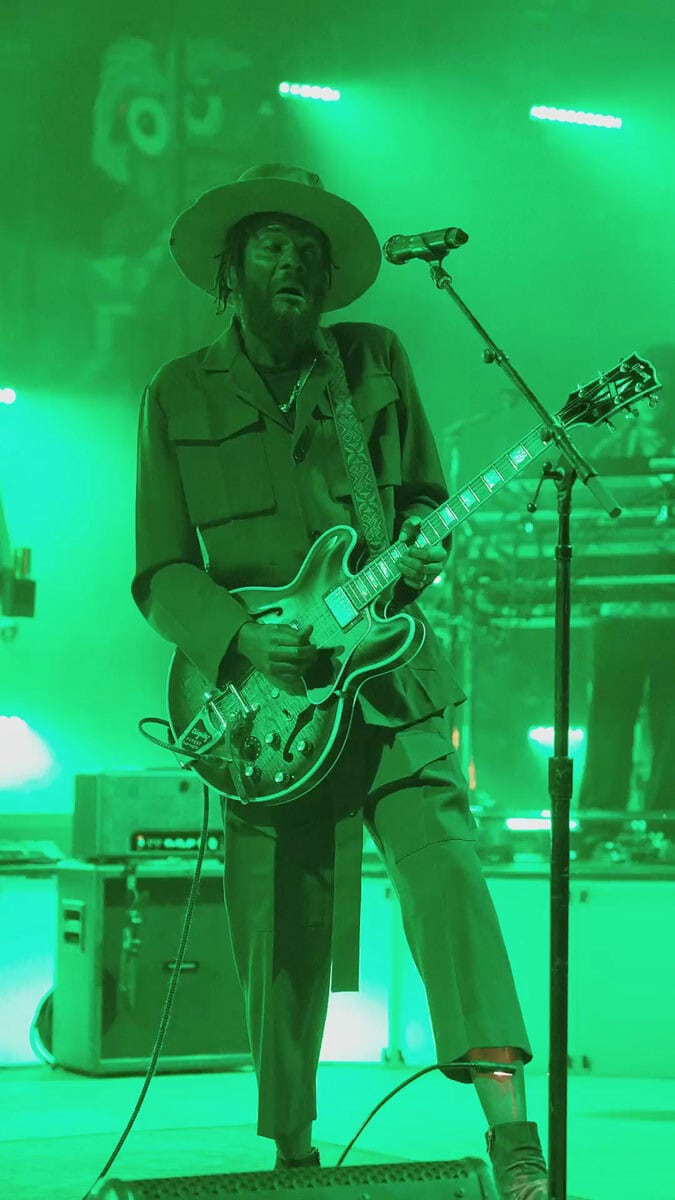ALIVECOVERAGE_TBB_GARYCLARKJR_9X16 - screenshot