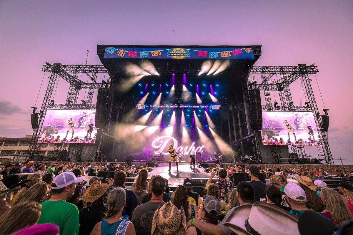 Mexico: Luke Bryan's Crash My Playa 2025 Music Festival