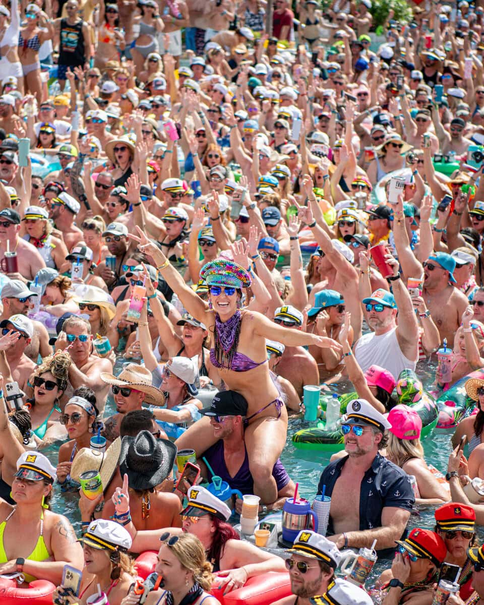 Mexico: Luke Bryan's Crash My Playa 2025 Music Festival